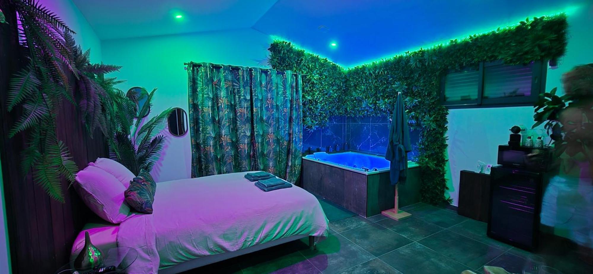 La Jungle Room Rognac Extérieur photo